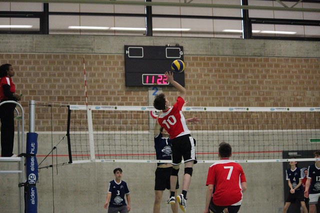 Dei erste Saisonhälfte der U20-Jungs von Volley Smash 05 ist geglückt. Foto: zVg