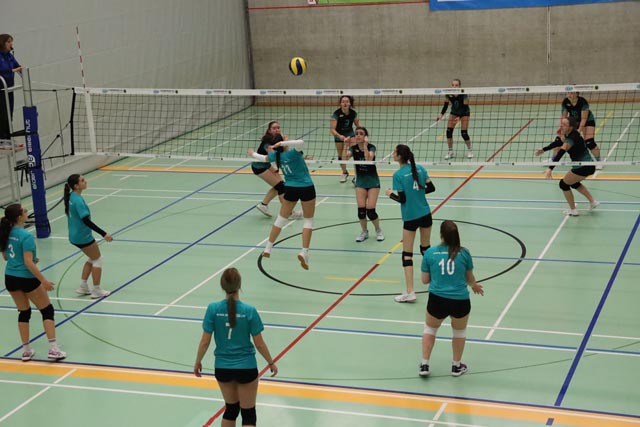 Die U23 Juniorinnen von Volley Smash 05 sind auf Kurs. Foto: zVg