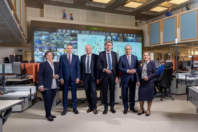  Regierungsratsfoto 2025: Von links Staatsschreiberin Joana Filippi, Regierungsrat Jean-Pierre Gallati, Landstatthalter Stephan Attiger, Landammann Dieter Egli, Regierungsrat Dr. Markus Dieth, Regierungsrätin Martina Bircher. Foto: © Beni Basler Aarau